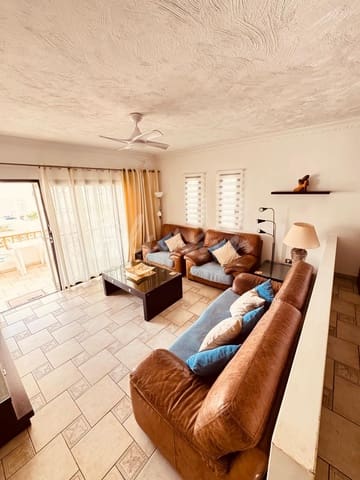 2 soveværelse Lejlighed til salg i Los Cristianos, Arona med swimmingpool - € 449.000 (Ref: 9405932)