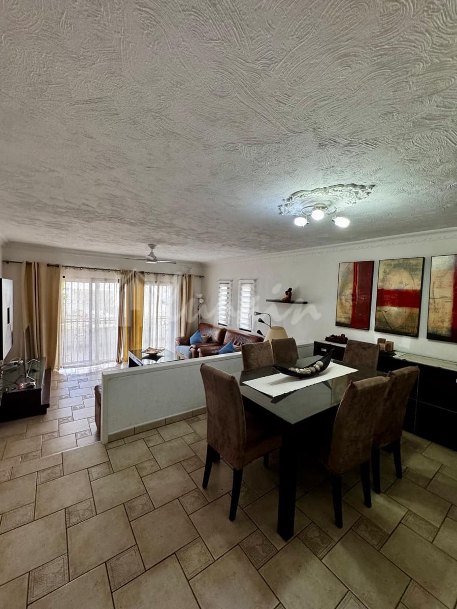 2 soverom Leilighet til salgs i Los Cristianos med svømmebasseng - € 449 000 (Ref: 9405932)