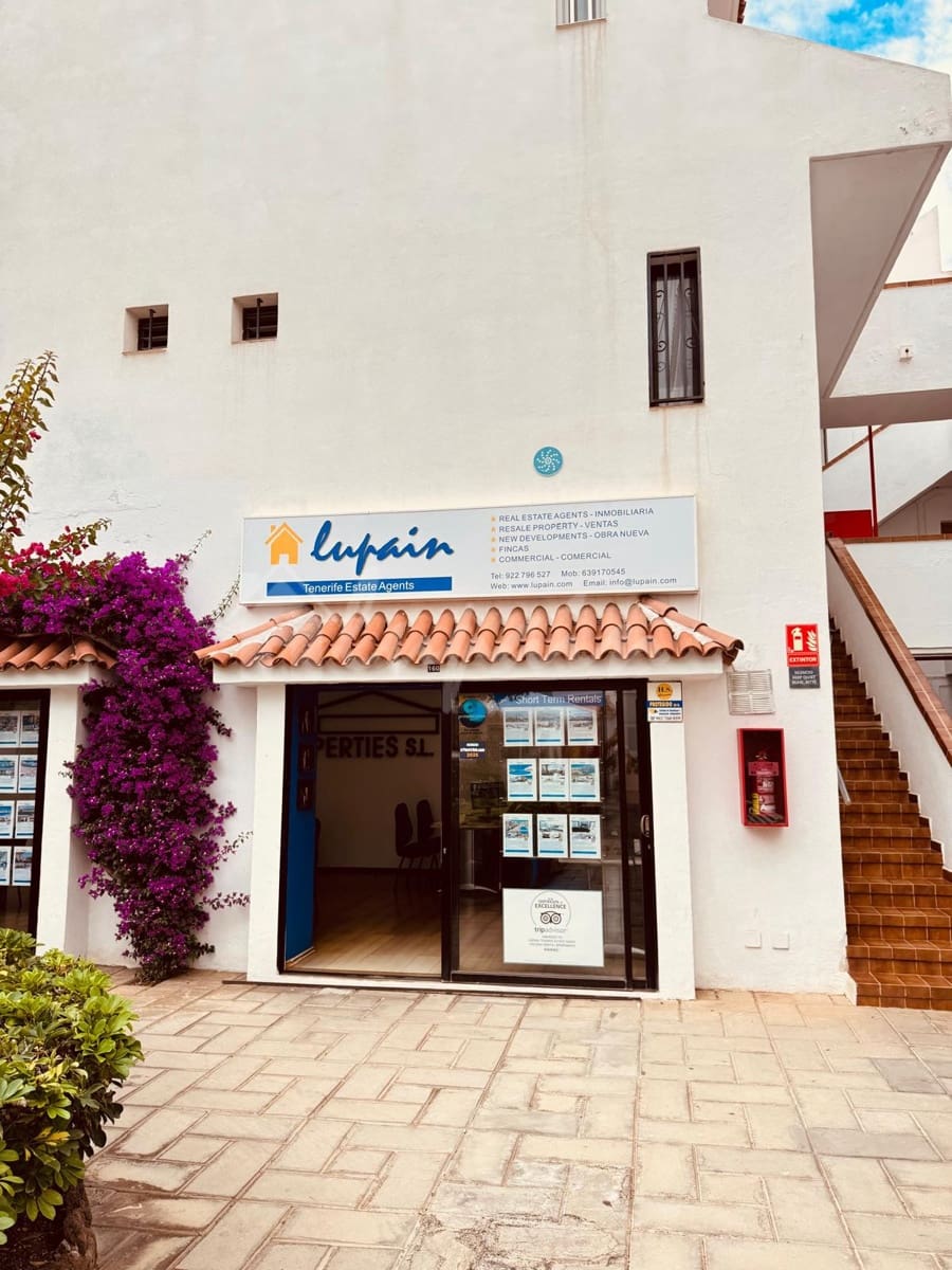 2 soverom Leilighet til salgs i Los Cristianos med svømmebasseng - € 449 000 (Ref: 9405932)