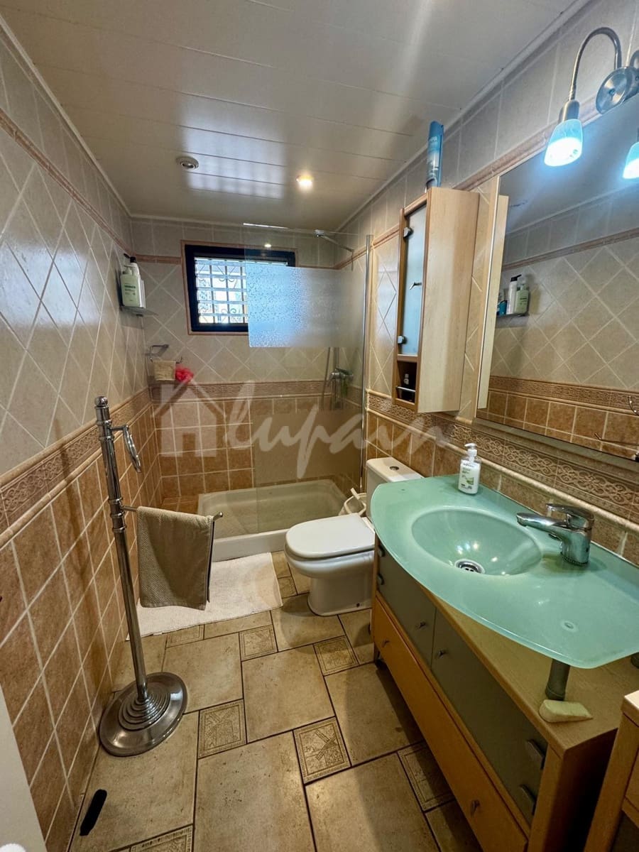 2 soverom Leilighet til salgs i Los Cristianos med svømmebasseng - € 449 000 (Ref: 9405932)