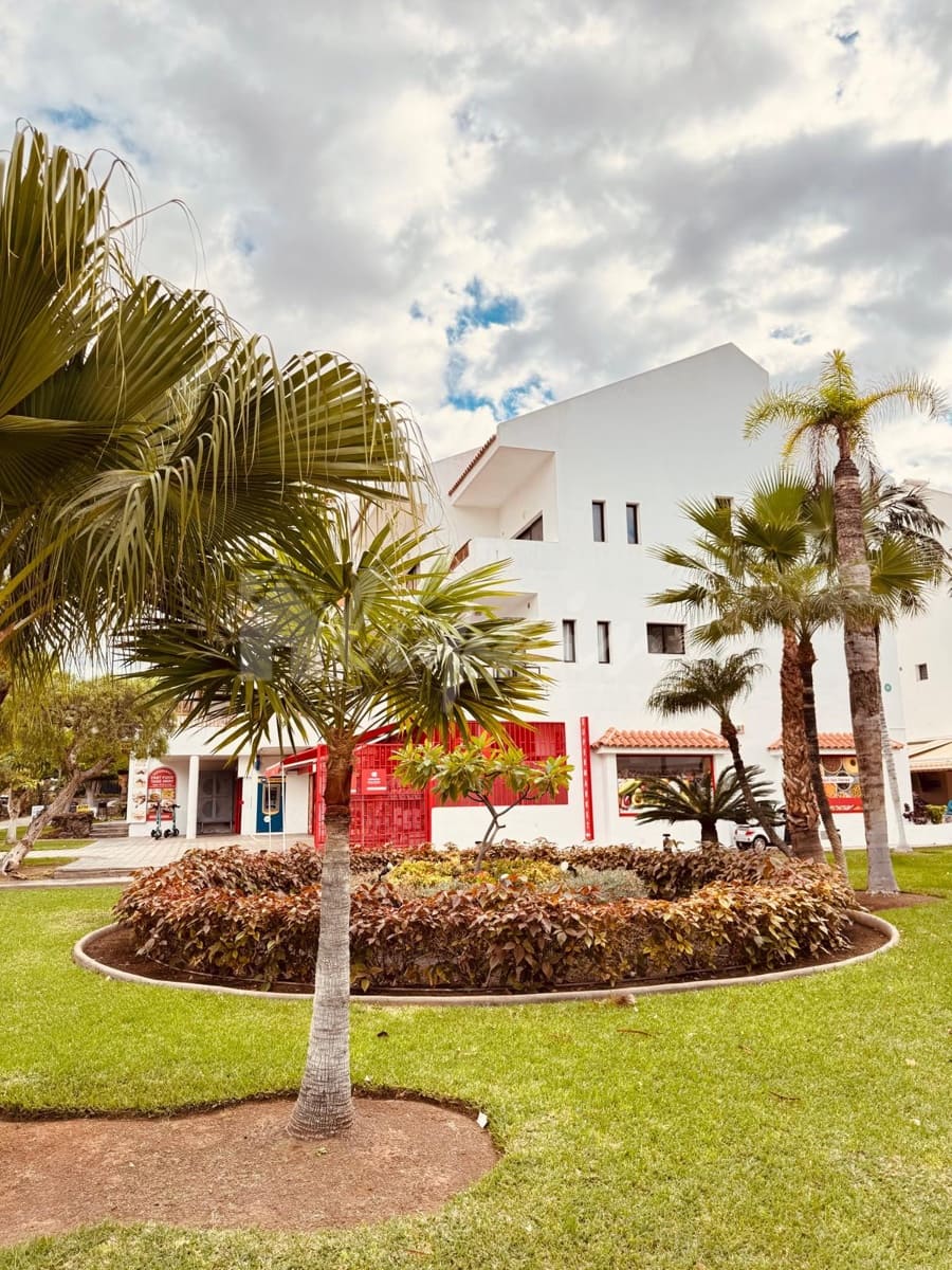 2 soverom Leilighet til salgs i Los Cristianos med svømmebasseng - € 449 000 (Ref: 9405932)