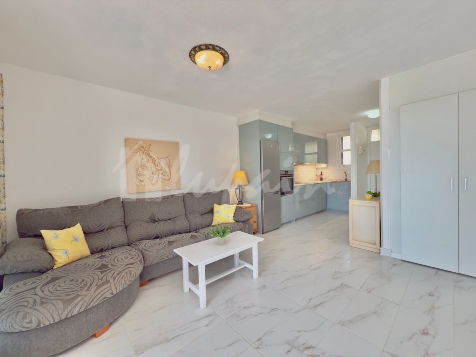 1 sypialnia Apartament na sprzedaż w Los Cristianos z basenem - 425 000 € (Ref: 9413460)