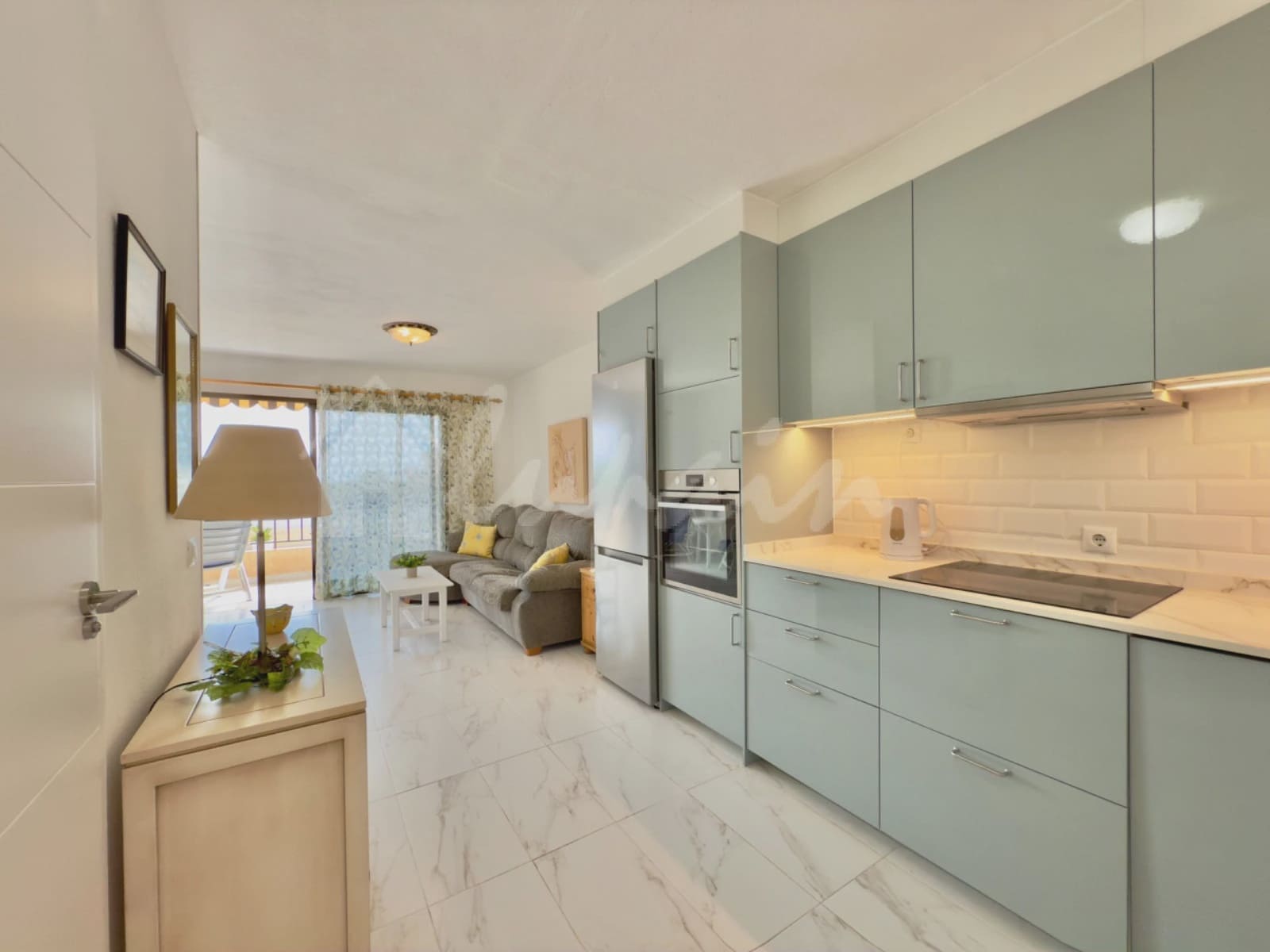 1 sypialnia Apartament na sprzedaż w Los Cristianos z basenem - 425 000 € (Ref: 9413460)