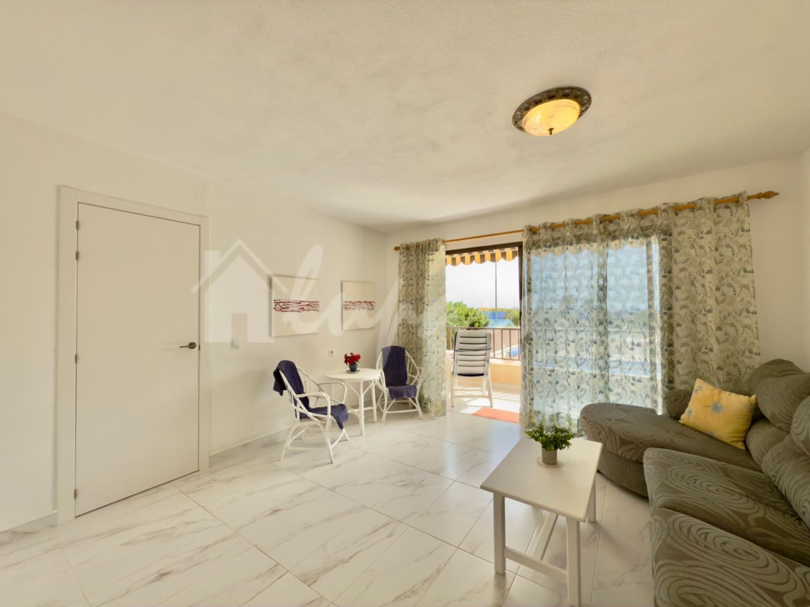 1 quarto Apartamento para venda em Los Cristianos com piscina - 425 000 € (Ref: 9413460)