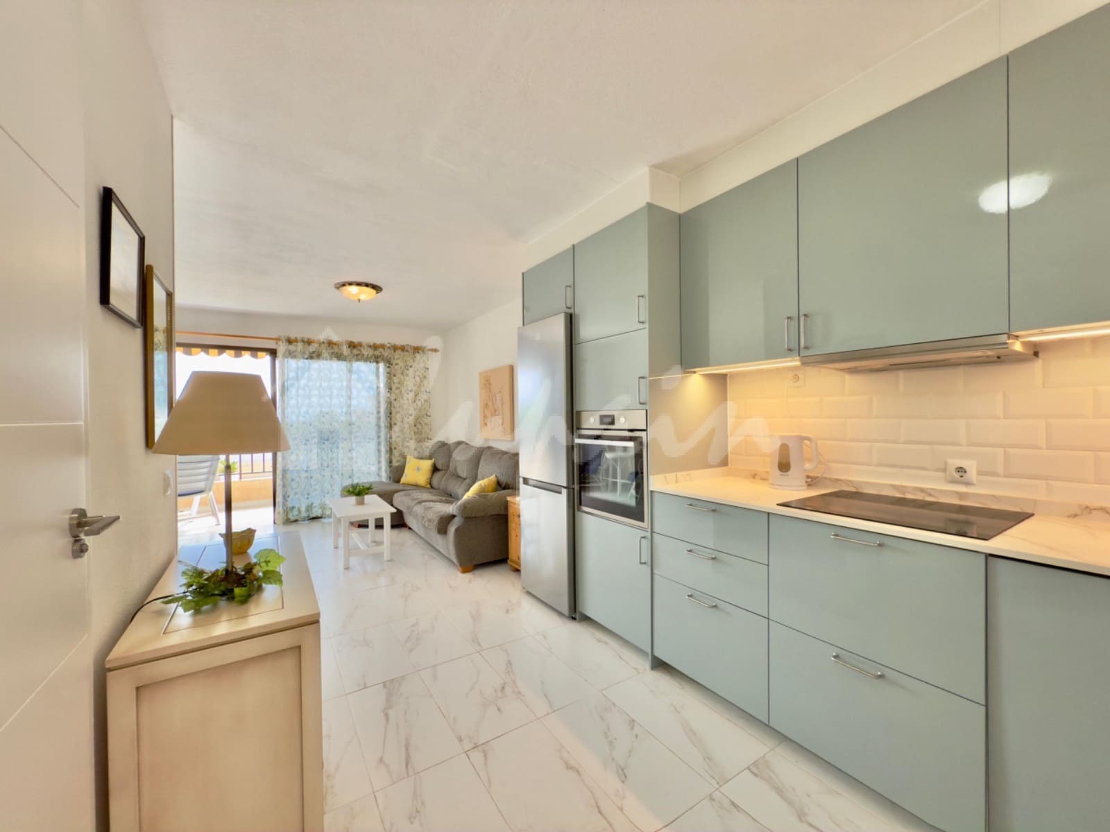 1 quarto Apartamento para venda em Los Cristianos com piscina - 425 000 € (Ref: 9413460)