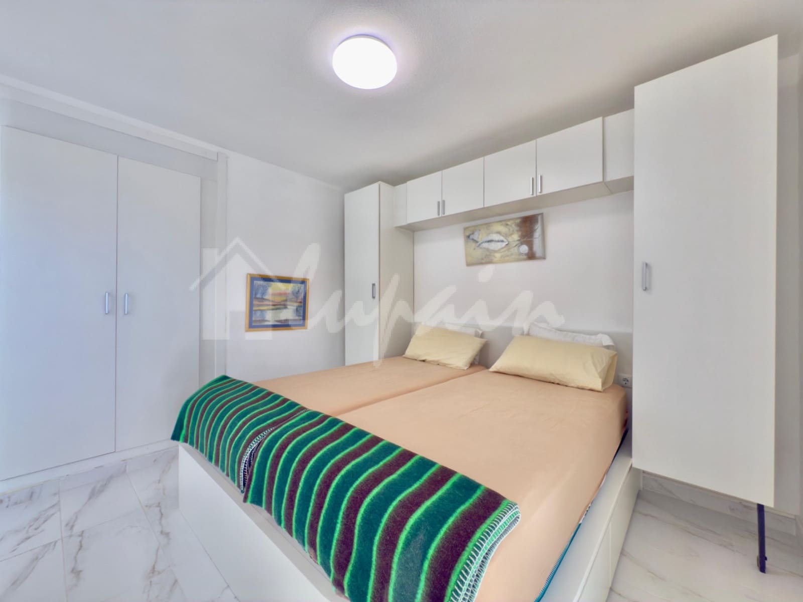 1 quarto Apartamento para venda em Los Cristianos com piscina - 425 000 € (Ref: 9413460)