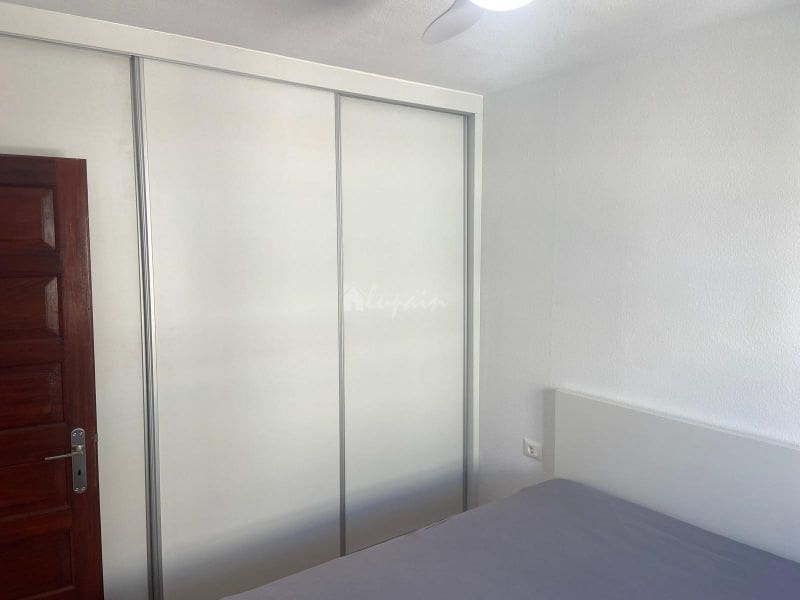 2 soverom Leilighet til salgs i Los Cristianos med svømmebasseng - € 369 000 (Ref: 9433340)