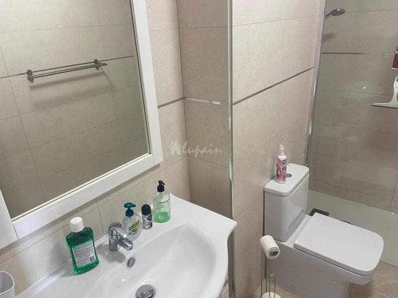 2 soverom Leilighet til salgs i Los Cristianos med svømmebasseng - € 369 000 (Ref: 9433340)