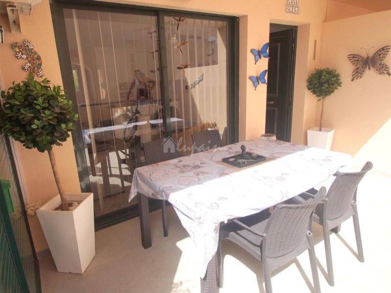 1 bedroom Apartment for sale in Costa del Silencio with pool - € 240,000 (Ref: 9433341)