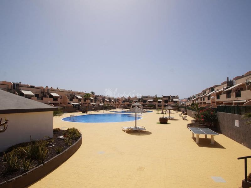 1 bedroom Apartment for sale in Costa del Silencio with pool - € 240,000 (Ref: 9433341)