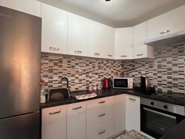 1 makuuhuone Huoneisto myytävänä paikassa Costa del Silencio, Arona mukana uima-altaan - 225 000 € (Ref: 9433343)