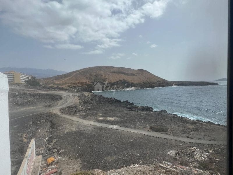 1 makuuhuone Huoneisto myytävänä paikassa Costa del Silencio mukana uima-altaan - 225 000 € (Ref: 9433343)