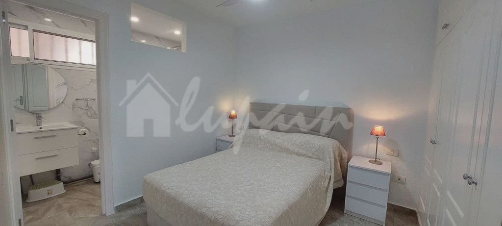 2 bedroom Apartment for sale in Torviscas with pool - € 335,000 (Ref: 9440564)