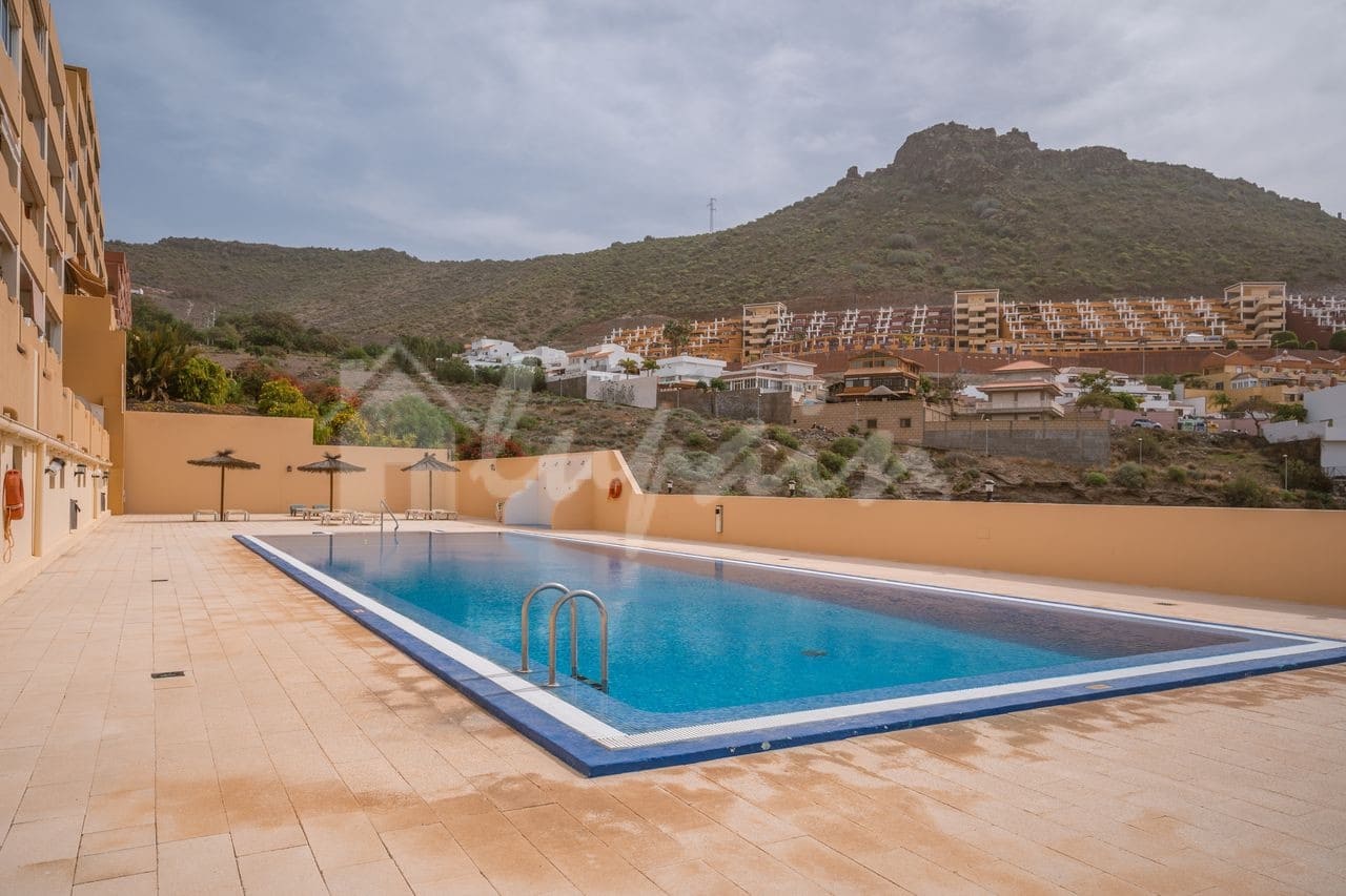 2 soveværelse Lejlighed til salg i Roque del Conde med swimmingpool - € 335.000 (Ref: 9440564)