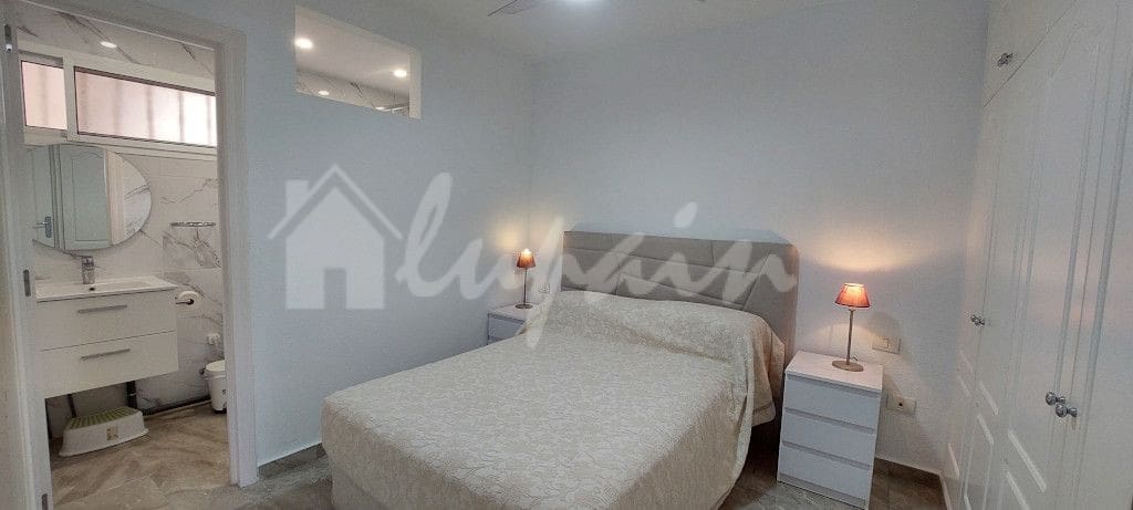 2 soveværelse Lejlighed til salg i Roque del Conde med swimmingpool - € 335.000 (Ref: 9440564)