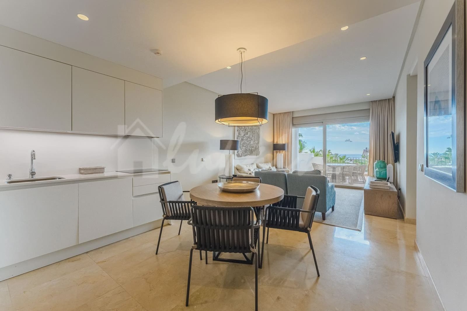 2 makuuhuone Huoneisto myytävänä paikassa Playa San Juan mukana uima-altaan - 720 000 € (Ref: 9440565)