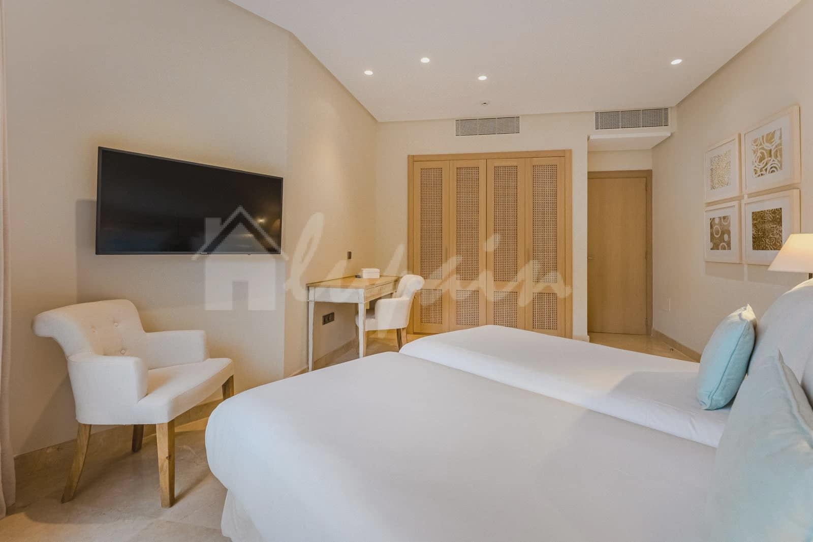 2 makuuhuone Huoneisto myytävänä paikassa Playa San Juan mukana uima-altaan - 720 000 € (Ref: 9440565)