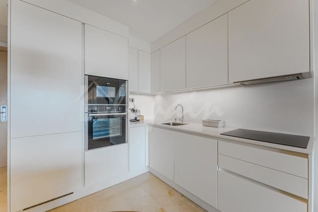 2 makuuhuone Huoneisto myytävänä paikassa Playa San Juan, Guía de Isora mukana uima-altaan - 720 000 € (Ref: 9440565)