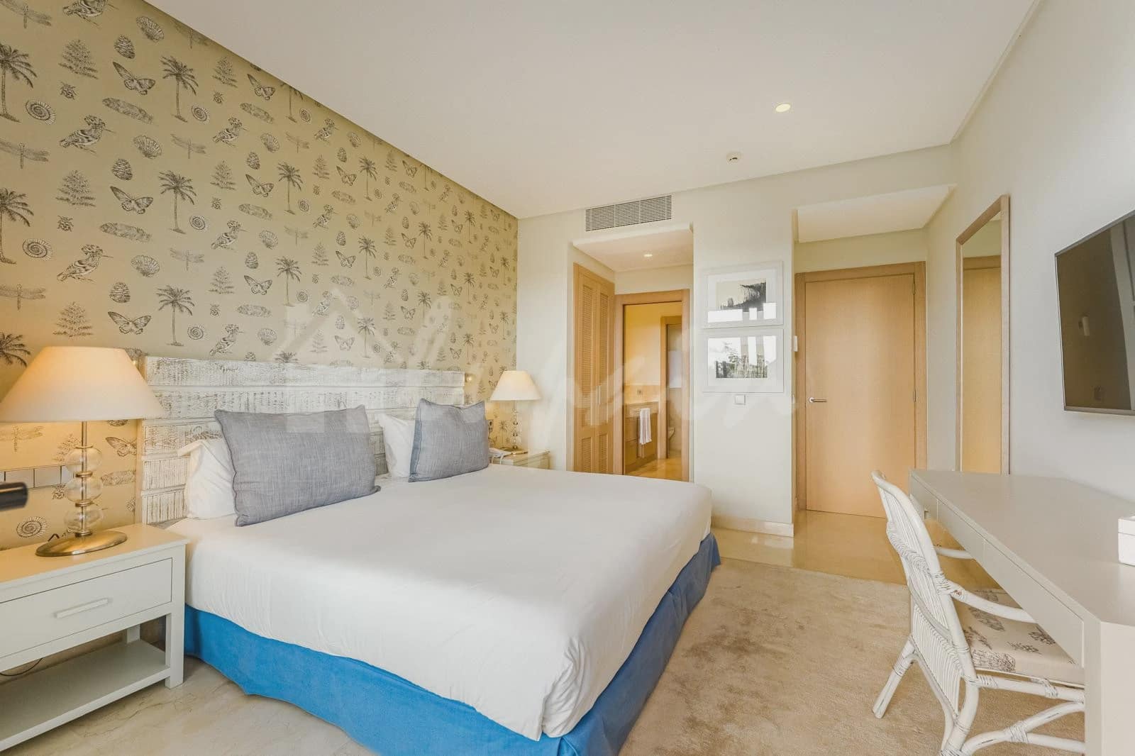 2 makuuhuone Huoneisto myytävänä paikassa Playa San Juan mukana uima-altaan - 720 000 € (Ref: 9440565)