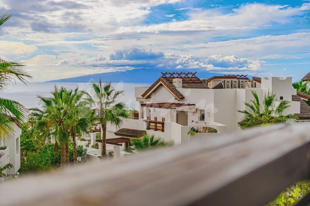 2 makuuhuone Huoneisto myytävänä paikassa Playa San Juan, Guía de Isora mukana uima-altaan - 720 000 € (Ref: 9440565)