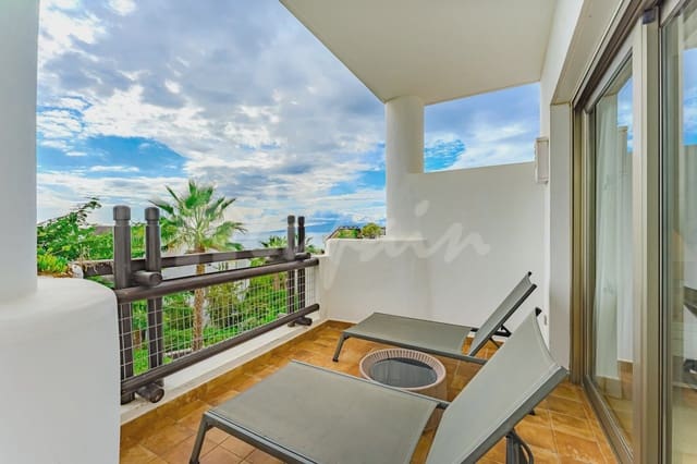 2 makuuhuone Huoneisto myytävänä paikassa Playa San Juan, Guía de Isora mukana uima-altaan - 720 000 € (Ref: 9440565)