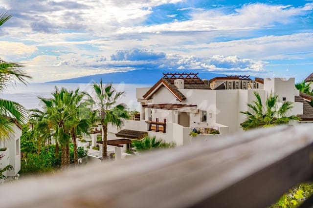 2 soveværelse Lejlighed til salg i Playa San Juan, Guía de Isora med swimmingpool - € 720.000 (Ref: 9440565)