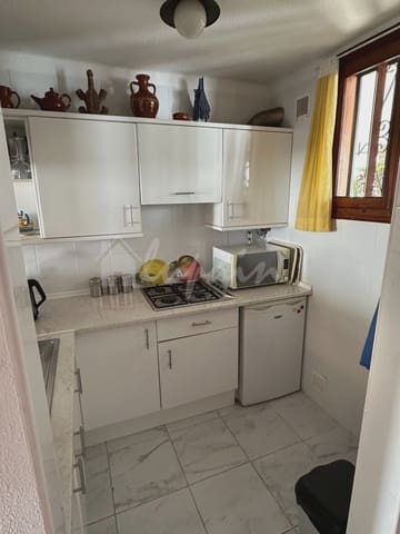 2 soveværelse Lejlighed til salg i Playa de las Americas, Arona med swimmingpool - € 495.000 (Ref: 9447006)