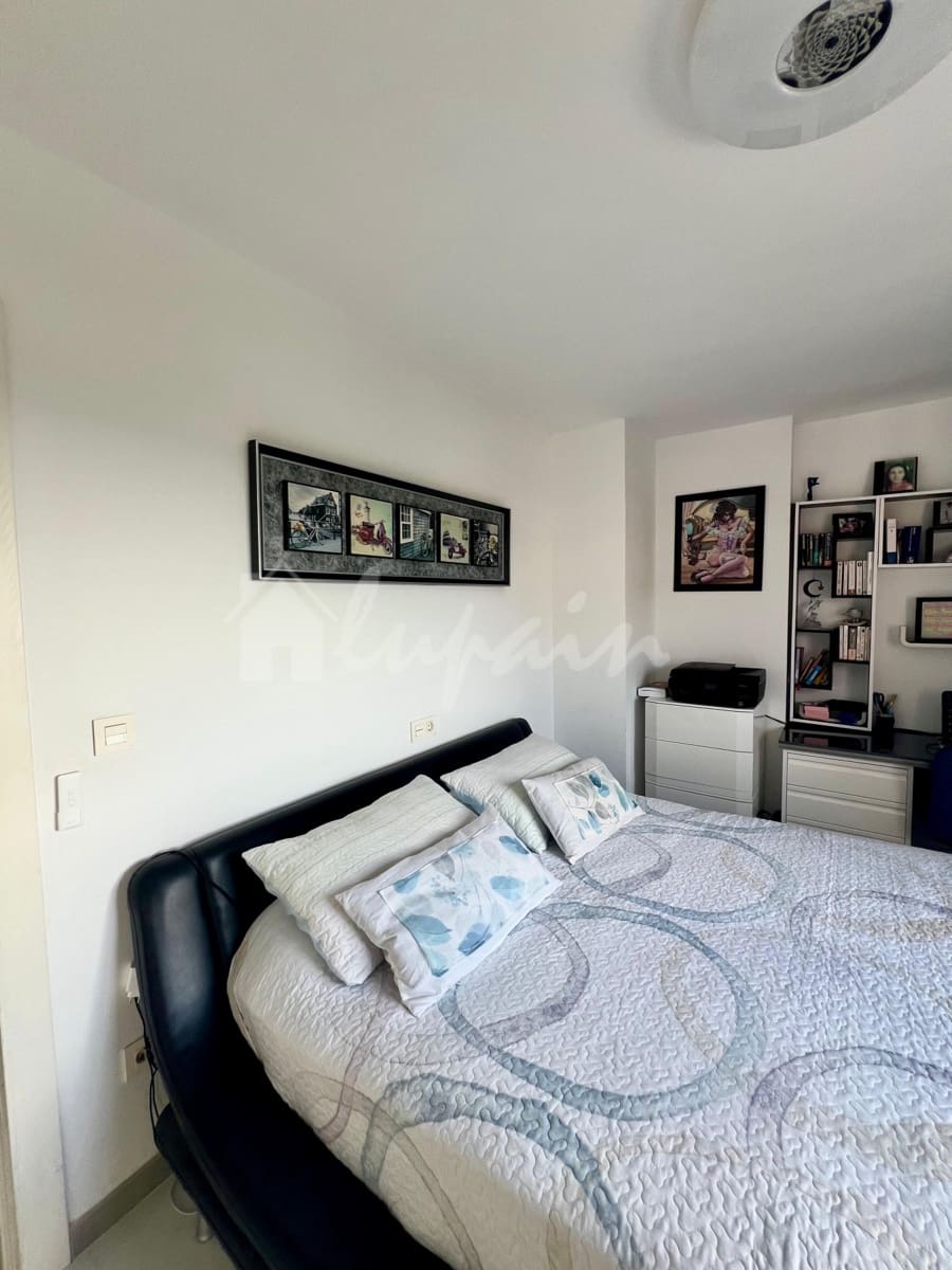 Apartamento de 1 habitación en La Estrella en venta con piscina - 365.000 € (Ref: 9450847)