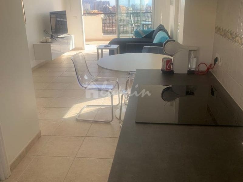 1 sypialnia Penthouse na sprzedaż w Los Cristianos z basenem - 299 000 € (Ref: 9450848)