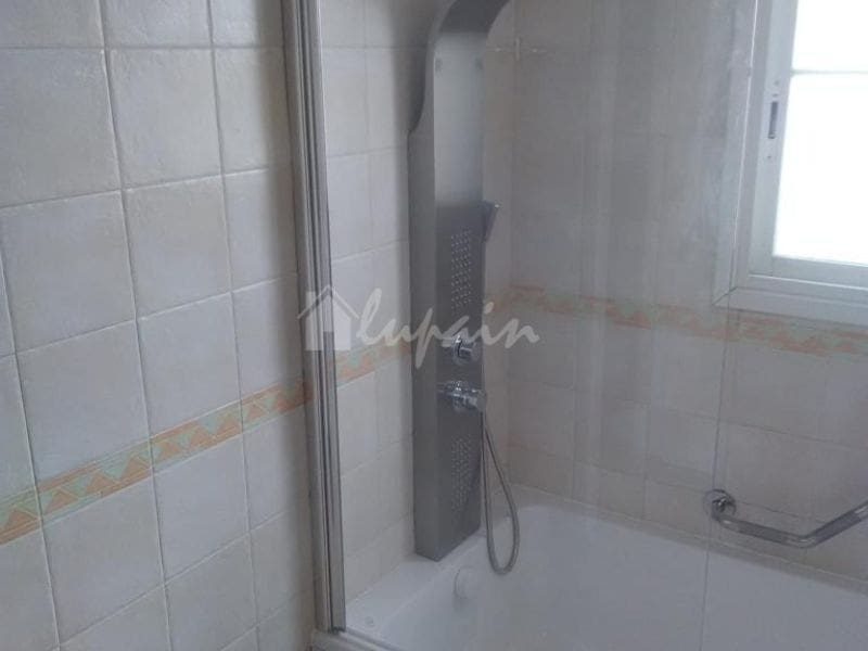 1 sypialnia Penthouse na sprzedaż w Los Cristianos z basenem - 299 000 € (Ref: 9450848)