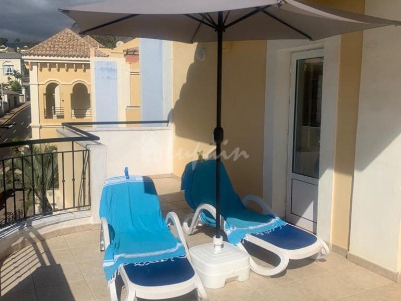 1 sypialnia Penthouse na sprzedaż w Los Cristianos z basenem - 299 000 € (Ref: 9450848)