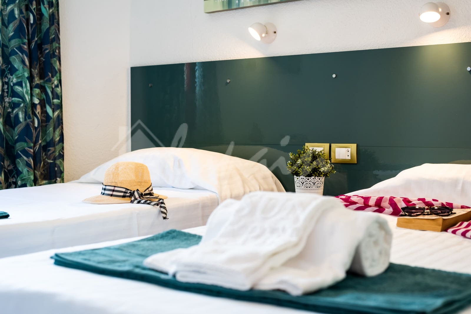 1 bedroom Apartment for sale in Playa de las Americas with pool - € 269,000 (Ref: 9467846)