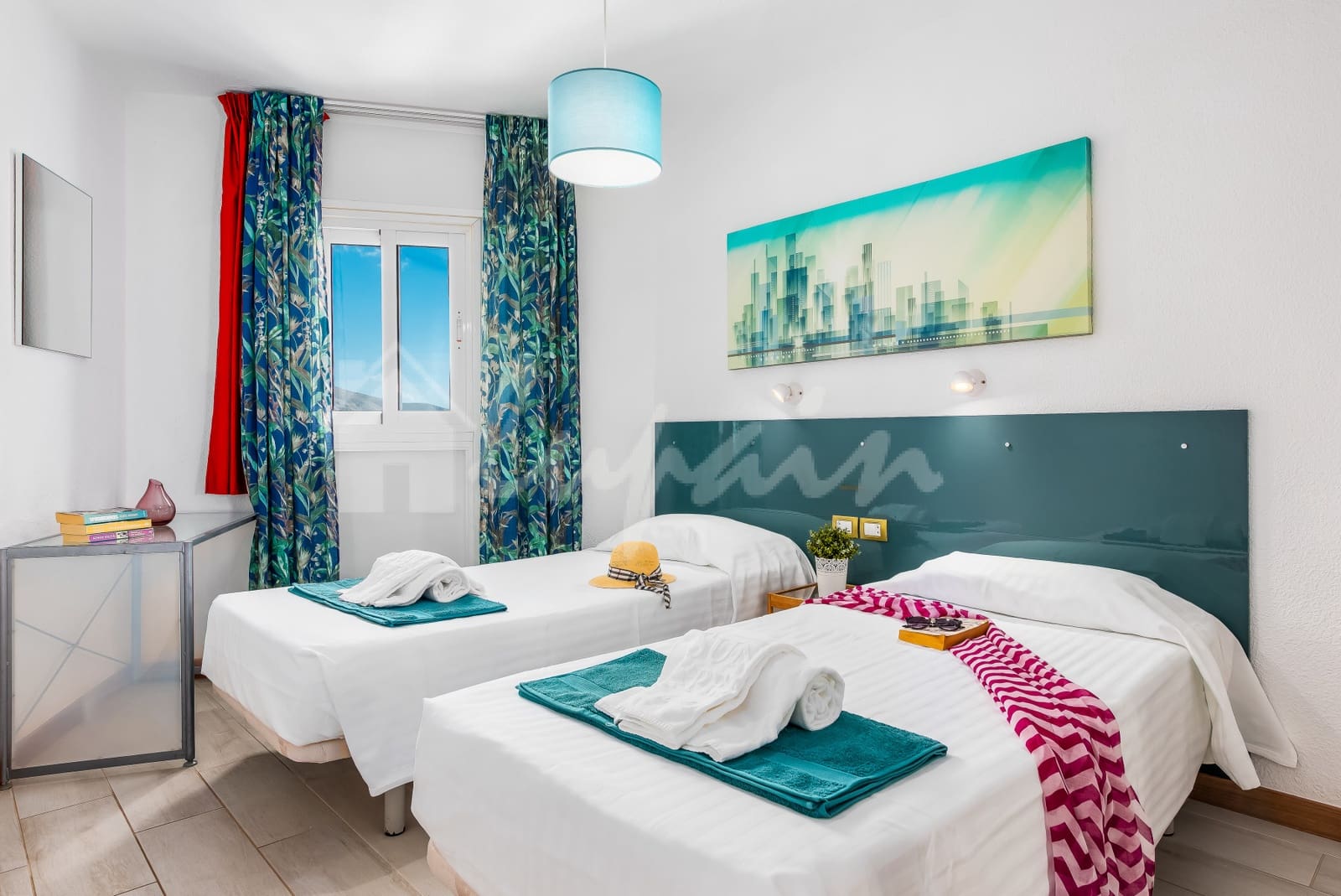 1 bedroom Apartment for sale in Playa de las Americas with pool - € 269,000 (Ref: 9467846)