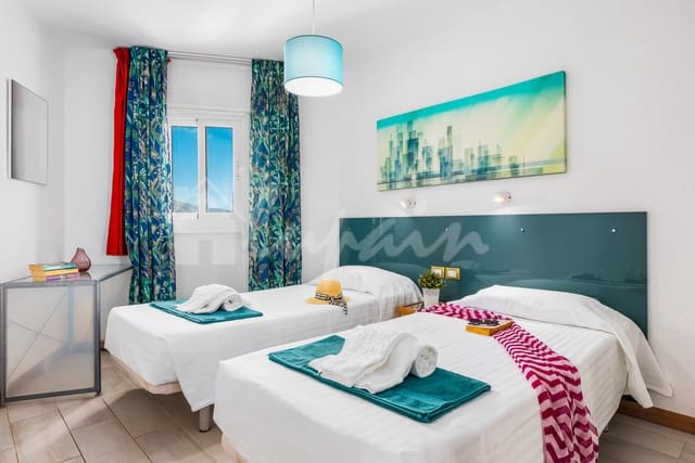 1 Zimmer Apartment zu verkaufen in Playa de las Americas, Arona mit Pool - 269.000 € (Ref: 9467846)