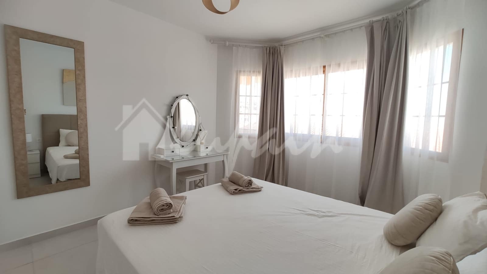 Apartamento de 2 habitaciones en Torviscas en venta con piscina - 355.000 € (Ref: 9470868)