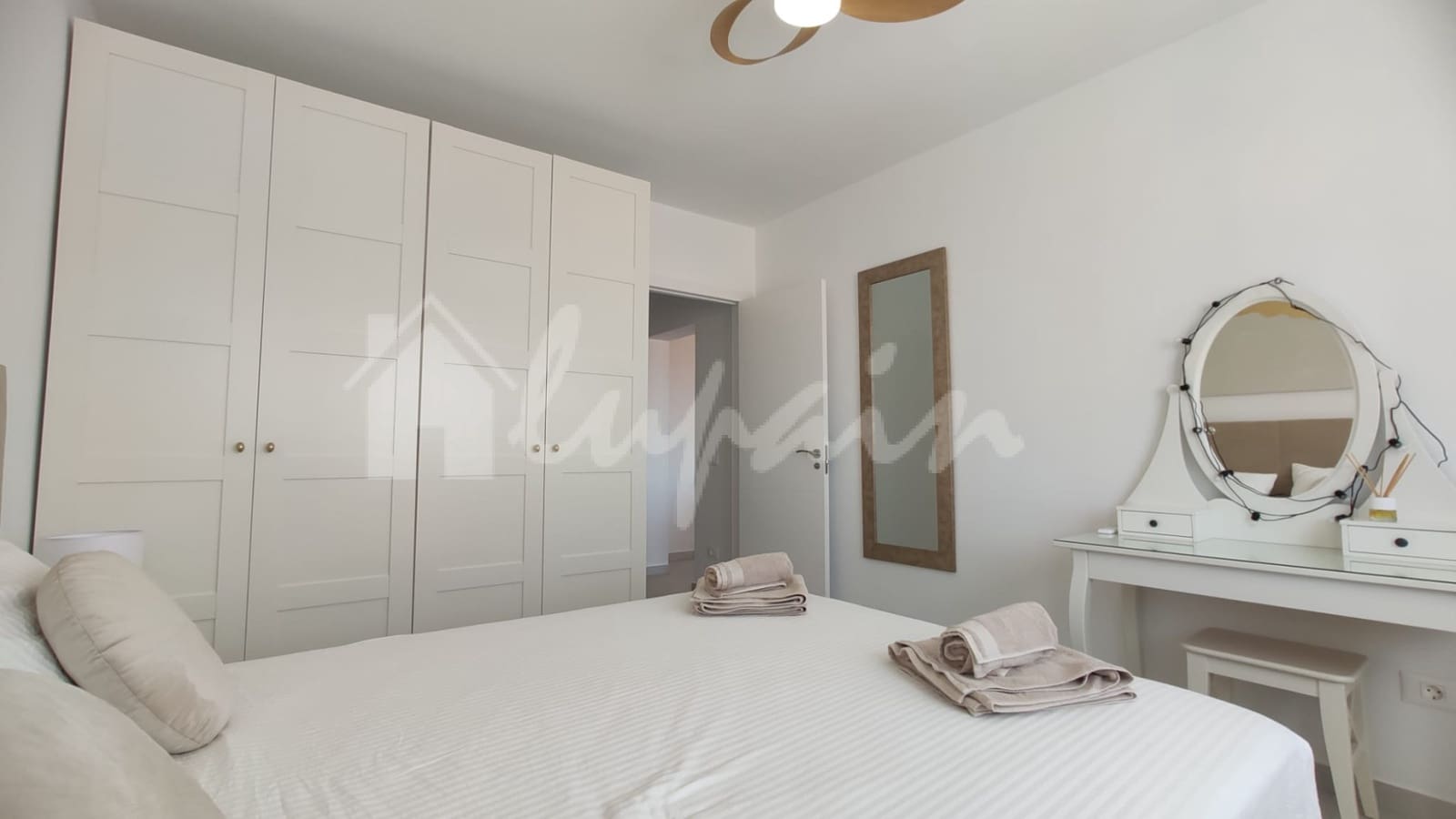 Apartamento de 2 habitaciones en Torviscas en venta con piscina - 355.000 € (Ref: 9470868)