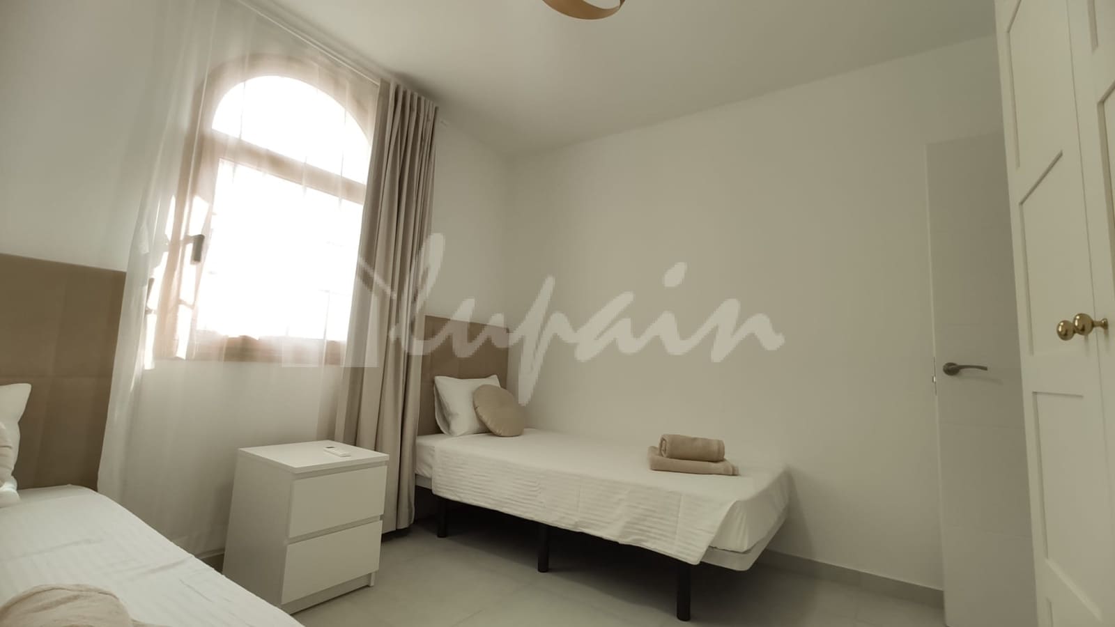 Apartamento de 2 habitaciones en Torviscas en venta con piscina - 355.000 € (Ref: 9470868)