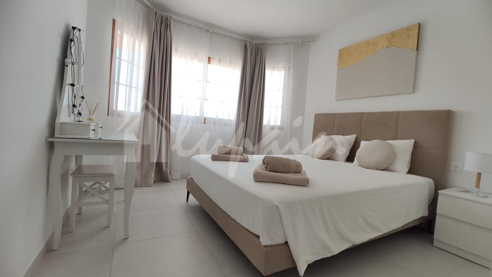 Apartamento de 2 habitaciones en Torviscas en venta con piscina - 355.000 € (Ref: 9470868)