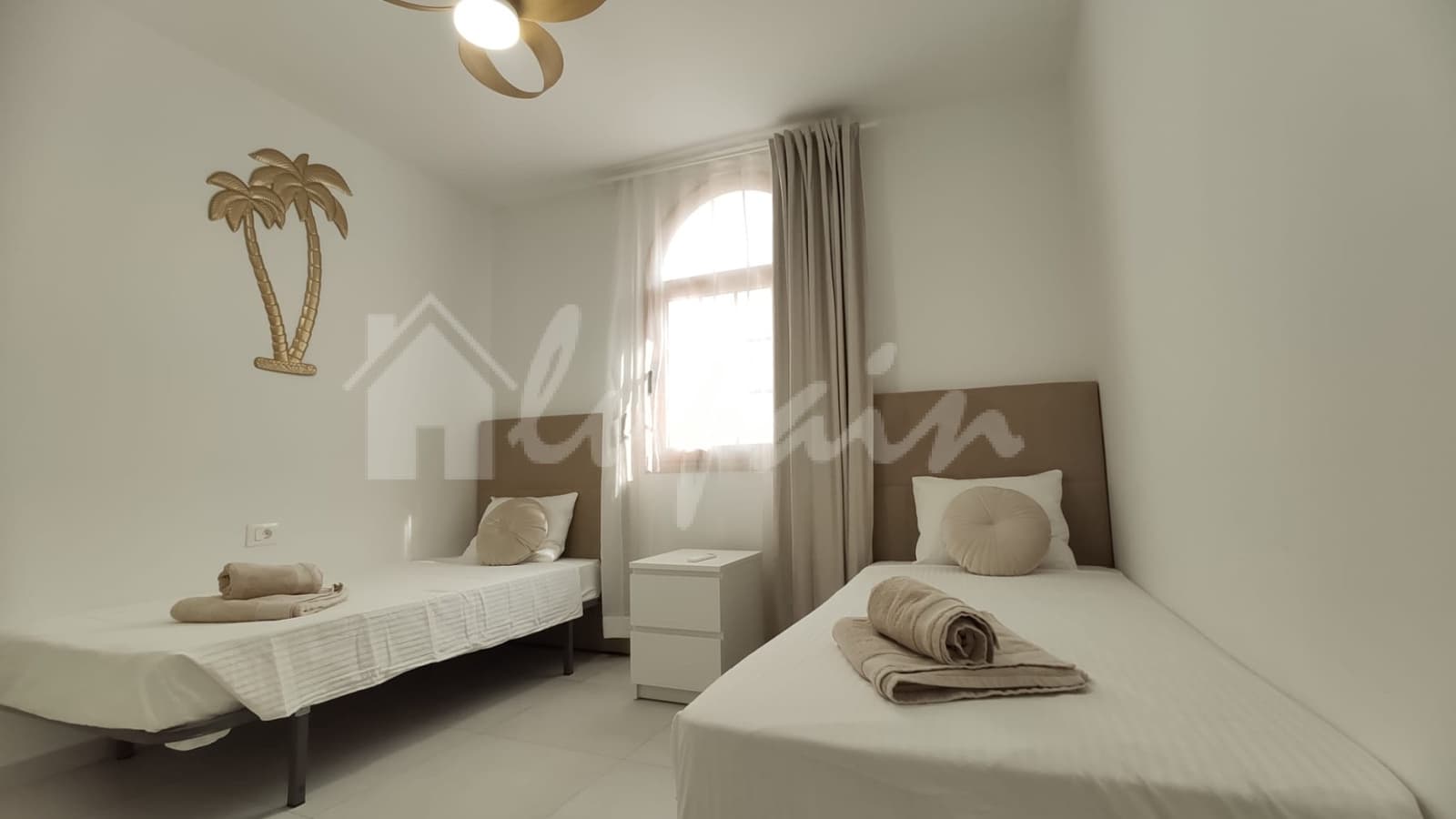 Apartamento de 2 habitaciones en Torviscas en venta con piscina - 355.000 € (Ref: 9470868)