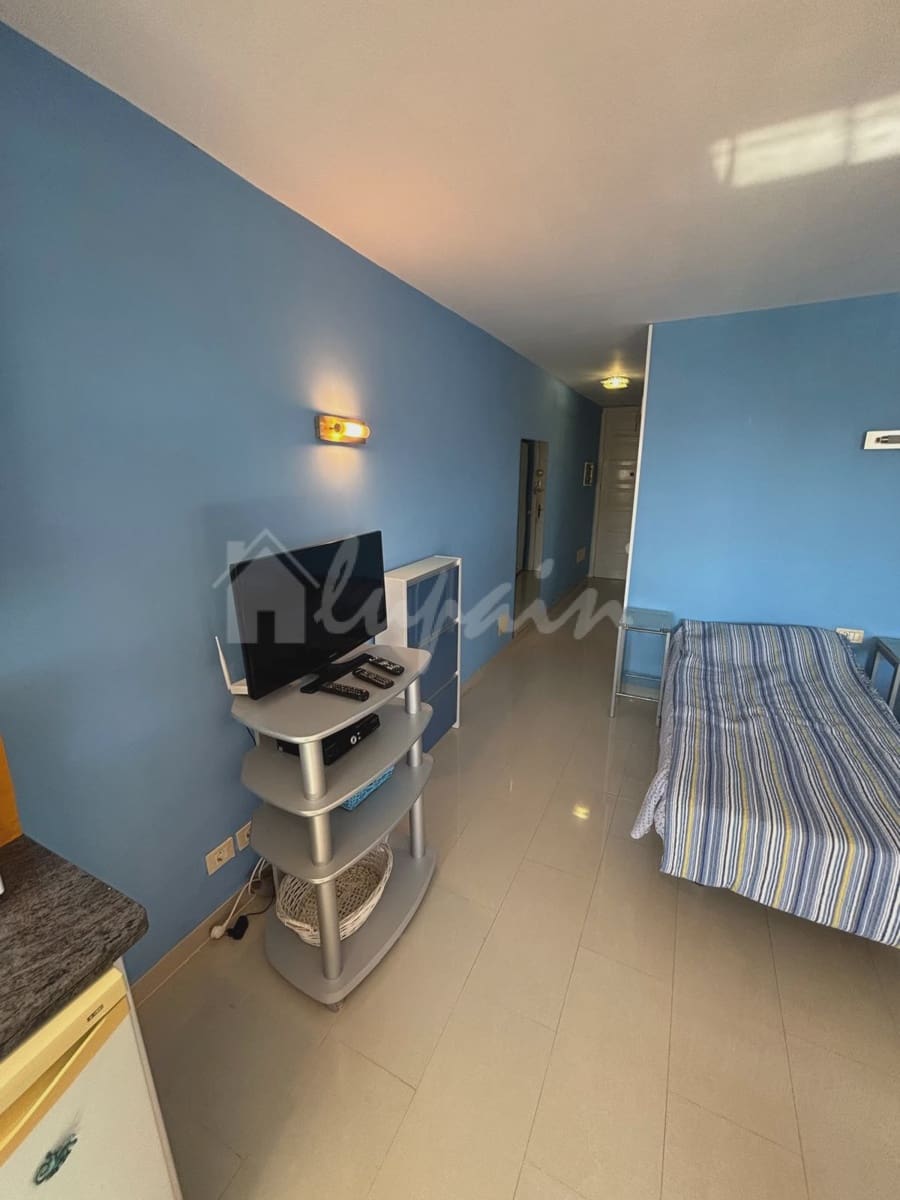 Studio à vendre à Playa de las Americas avec piscine - 299 000 € (Ref: 9470869)