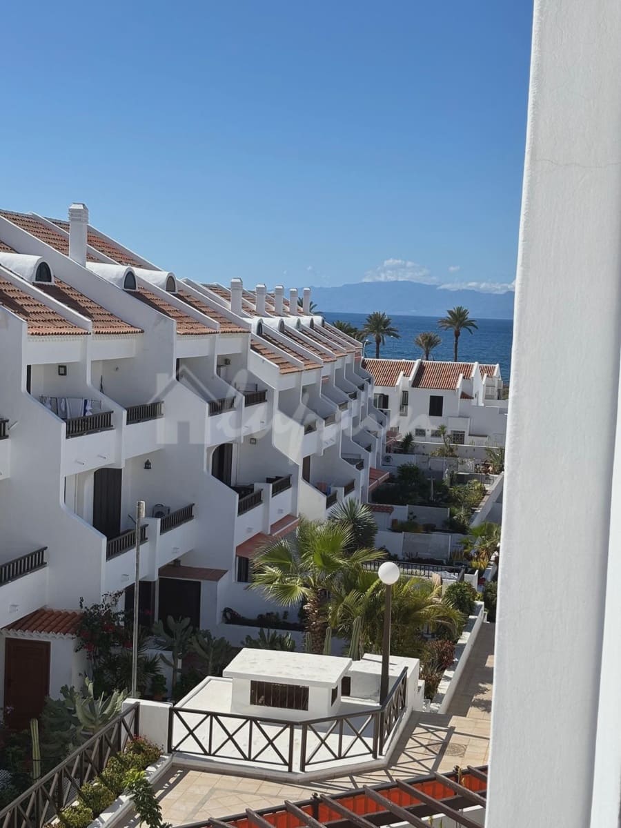 Studio à vendre à Playa de las Americas avec piscine - 299 000 € (Ref: 9470869)