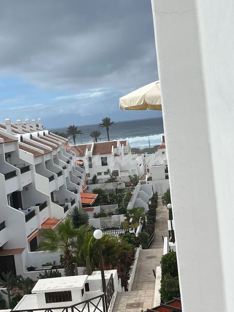 Studio til salg i Playa de las Americas med swimmingpool - € 299.000 (Ref: 9470869)