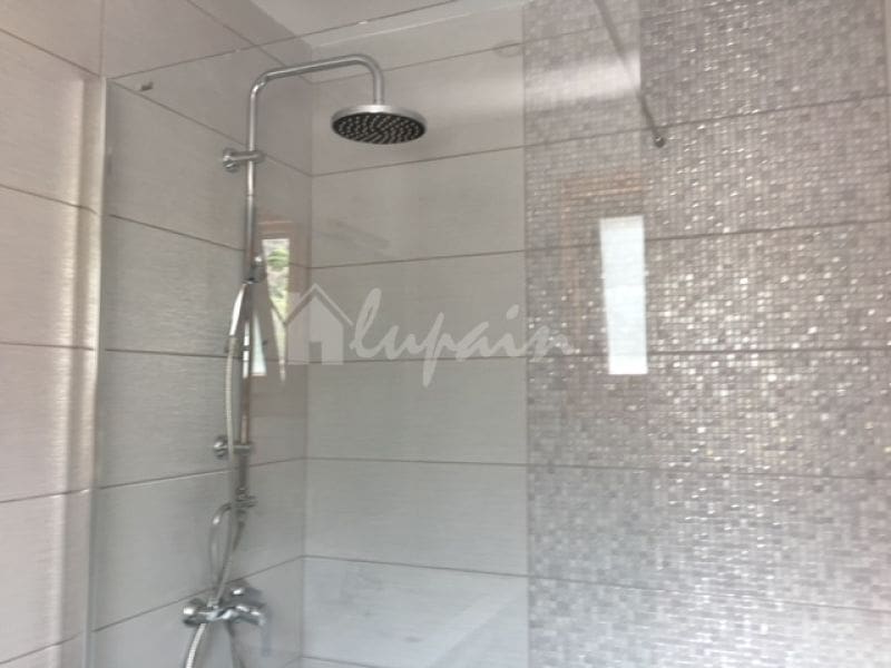 1 sypialnia Penthouse na sprzedaż w Los Cristianos z basenem - 289 000 € (Ref: 9470870)