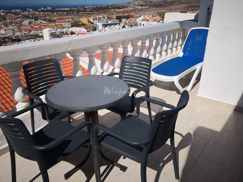 1 sypialnia Penthouse na sprzedaż w Los Cristianos z basenem - 289 000 € (Ref: 9470870)
