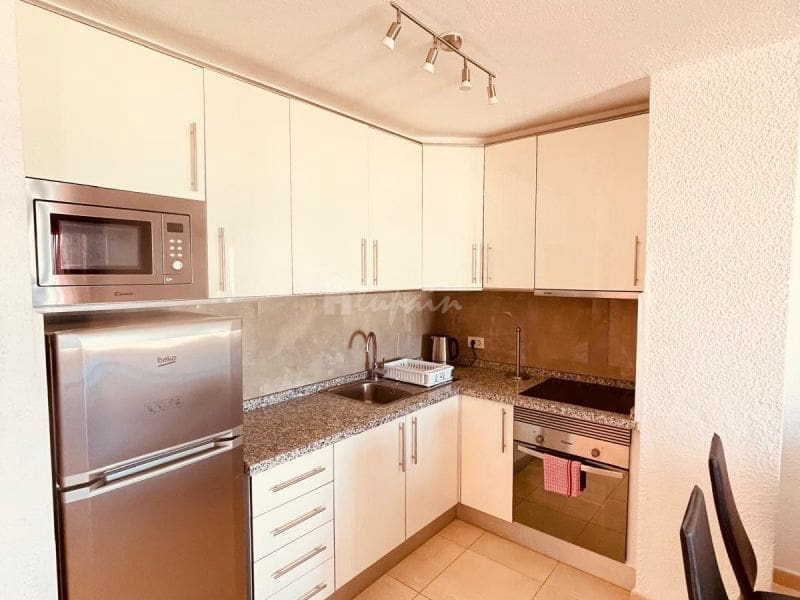 1 sypialnia Penthouse na sprzedaż w Los Cristianos z basenem - 289 000 € (Ref: 9470870)