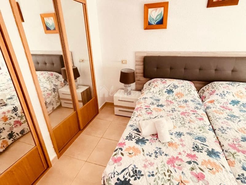 1 sypialnia Penthouse na sprzedaż w Los Cristianos z basenem - 289 000 € (Ref: 9470870)