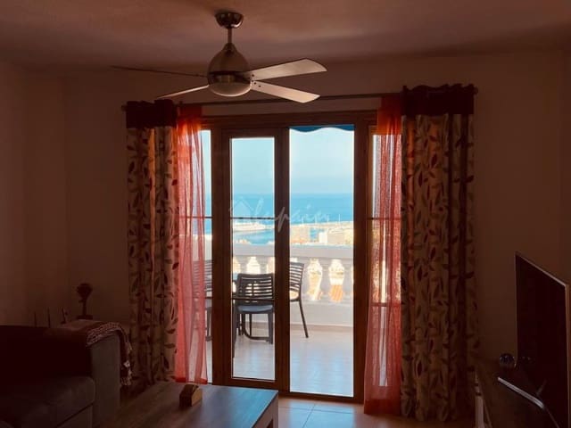 1 soverom Penthouse til salgs i Los Cristianos, Arona med svømmebasseng - € 289 000 (Ref: 9470870)