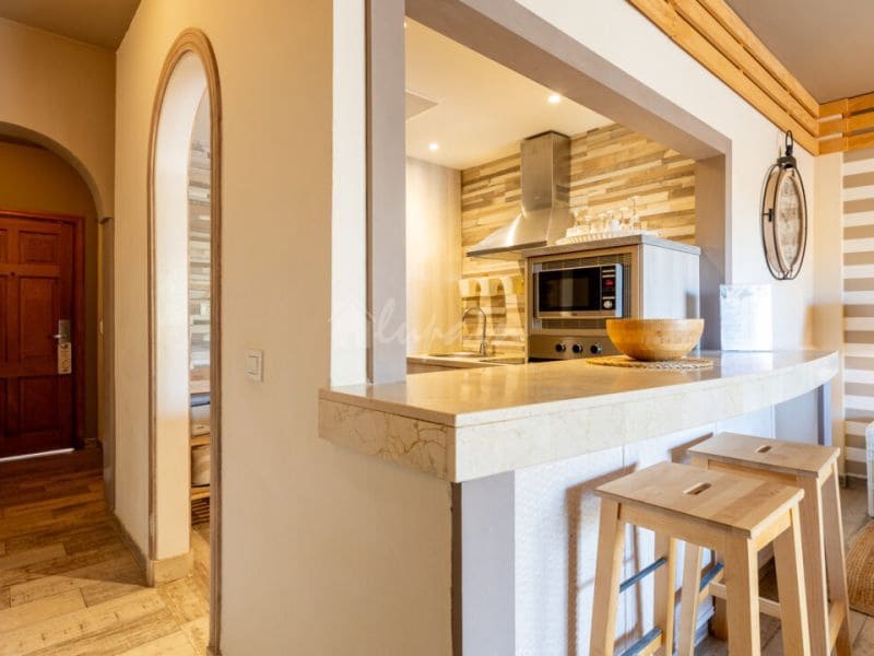 1 Zimmer Apartment zu verkaufen in Playa de las Americas mit Pool - 330.000 € (Ref: 9472763)