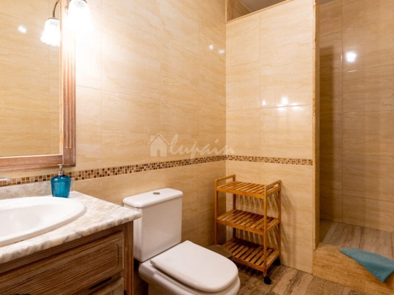 1 Zimmer Apartment zu verkaufen in Playa de las Americas mit Pool - 330.000 € (Ref: 9472763)