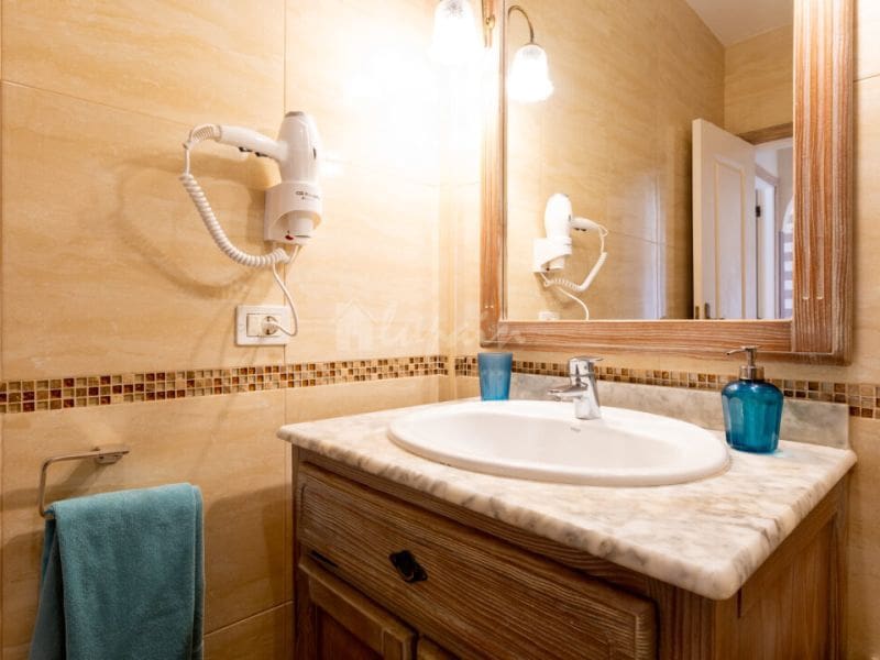 1 Zimmer Apartment zu verkaufen in Playa de las Americas mit Pool - 330.000 € (Ref: 9472763)